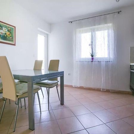 Apartment Vitalia 2+2 Porec Bagian luar foto