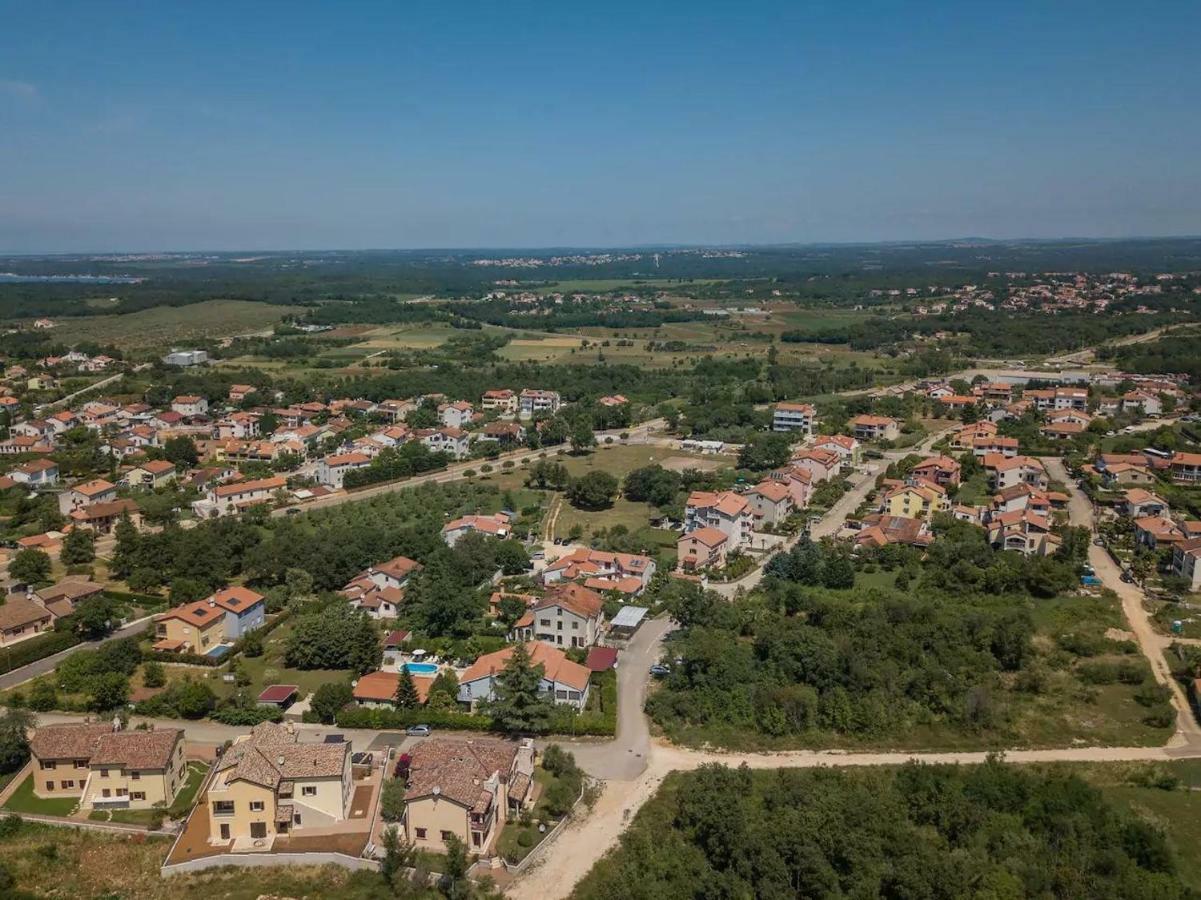 Apartment Vitalia 2+2 Porec Bagian luar foto