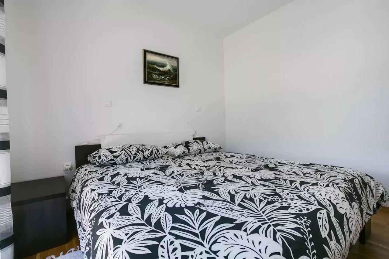 Apartment Vitalia 2+2 Porec Bagian luar foto